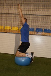 kolana na piłce fitness