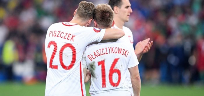 przyjaciele na boisku